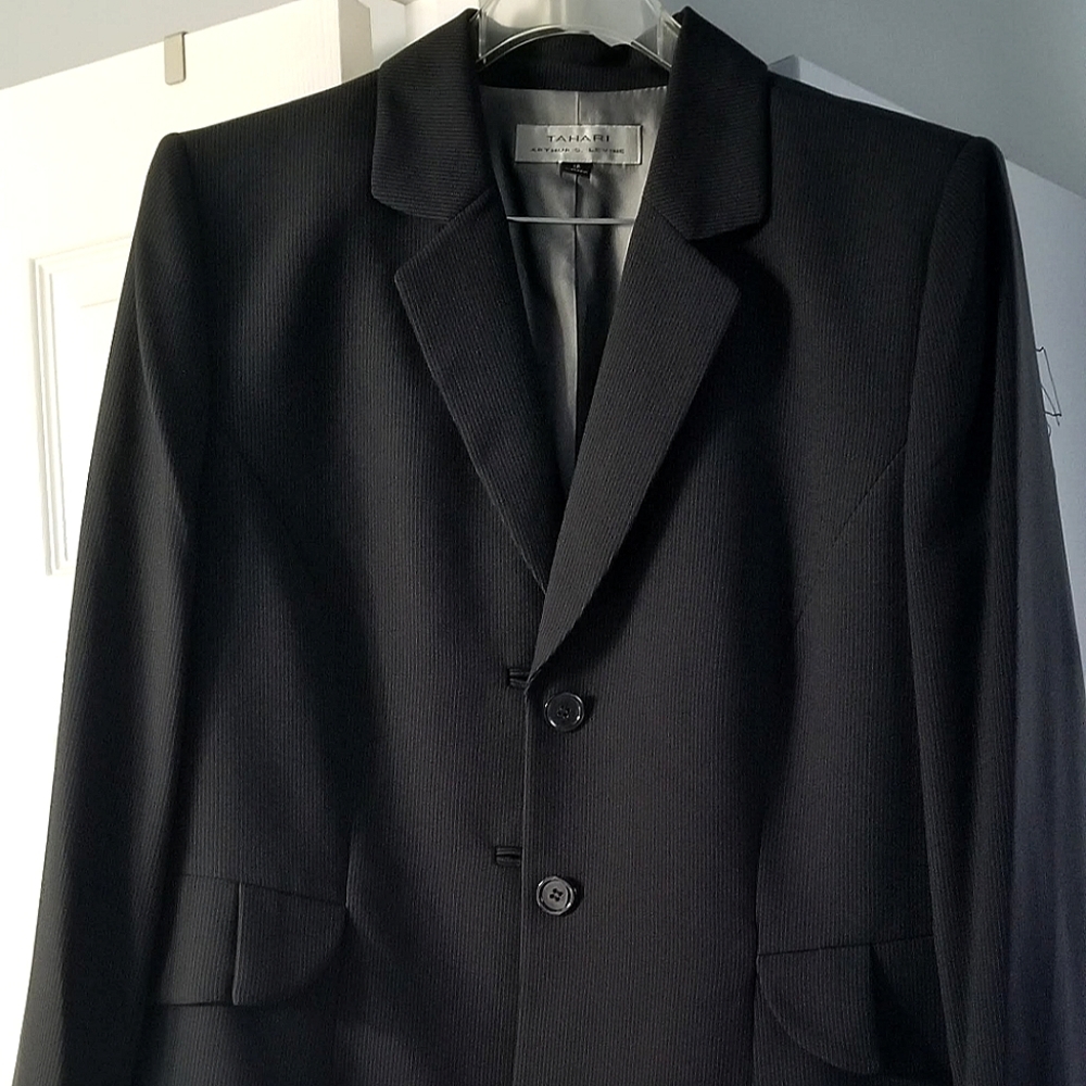 Tahari Navy Pinstripe 2pc Skirt Suit